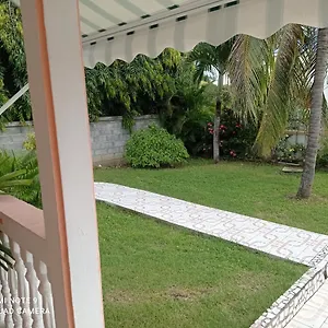 Loue F2 Dans Maison à François Appartement Saint-Francois (Grande-Terre)