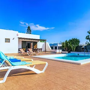 Maria En Playa Blanca (Lanzarote)